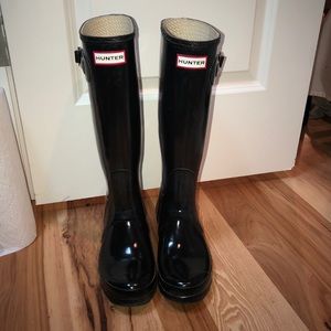 Hunter Boots + Hunter Boot Socks + Buffing Block!!